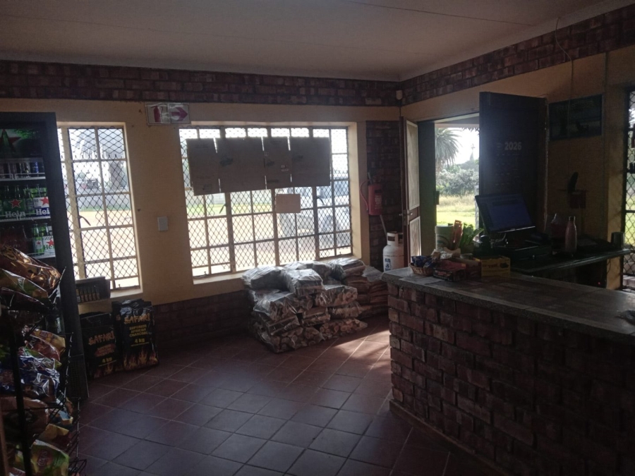 Commercial Property for Sale in Paradise Beach Eastern Cape